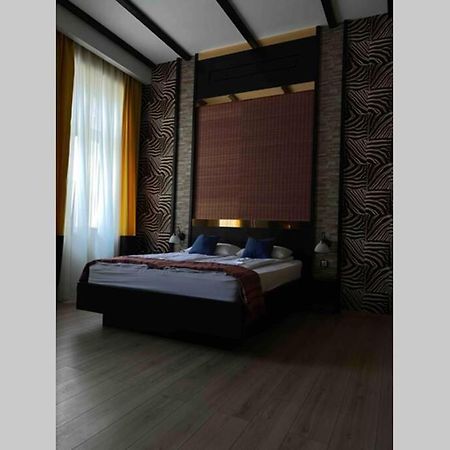 Safari Royal Apartment Oradea Exteriér fotografie